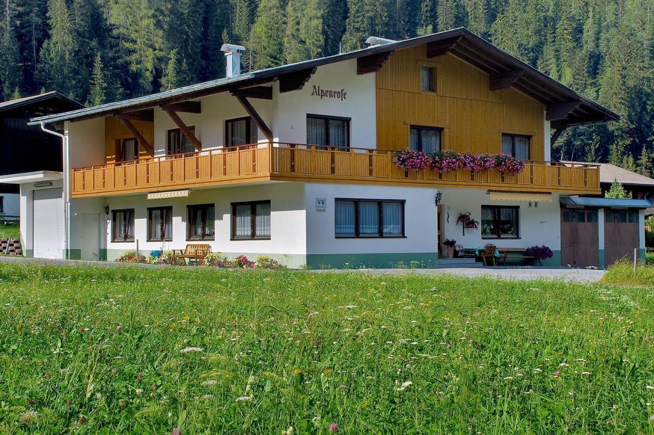 Alpenrose Appartements Burger Evelin Sankt Anton am Arlberg Exteriér fotografie